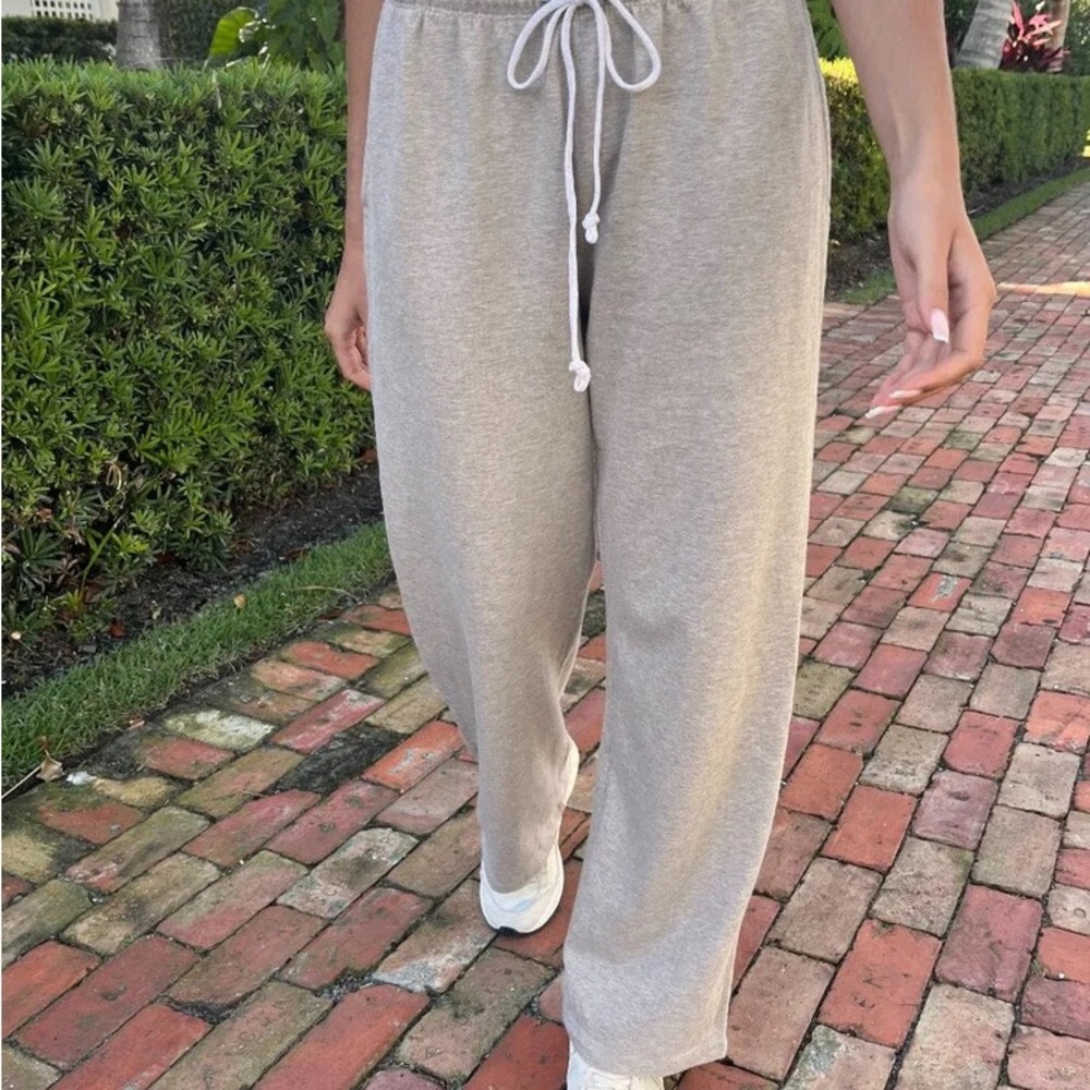 Brandy melville sweatpants